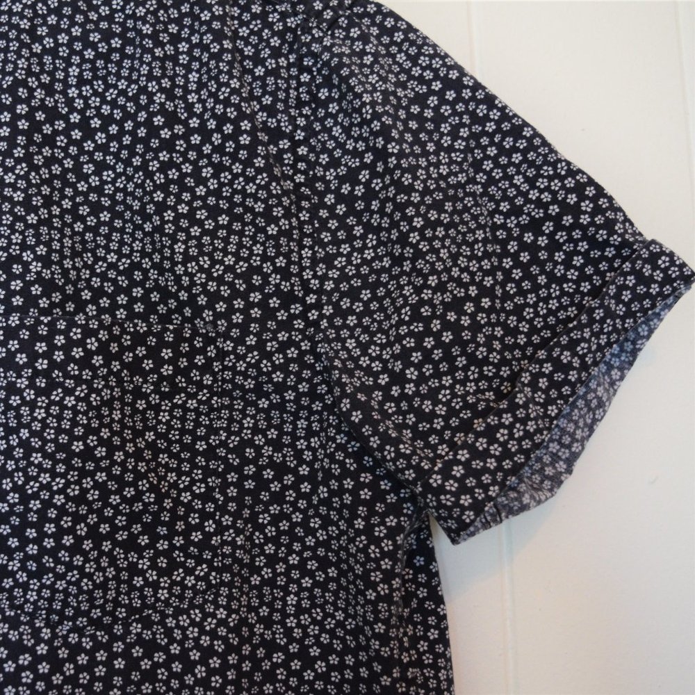Roll Sleeve Button Front - Picture 4 of 6